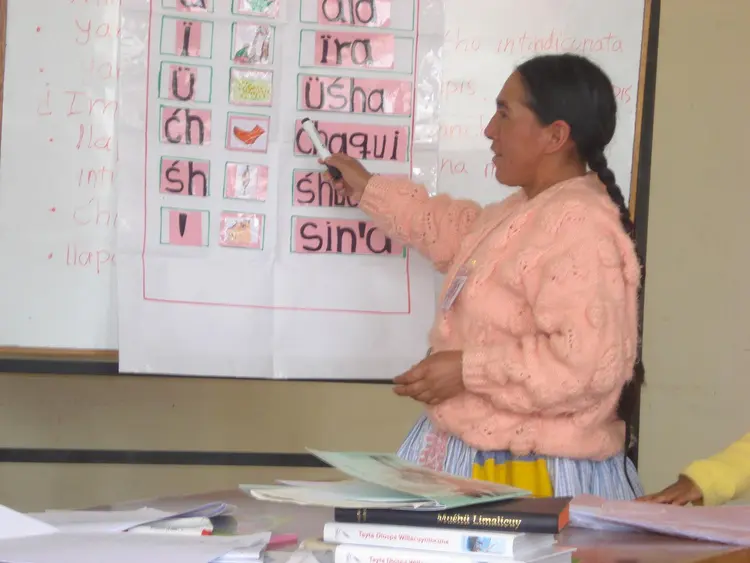 Aprendiendo a leer/Lïgiyta yaćhapäcun